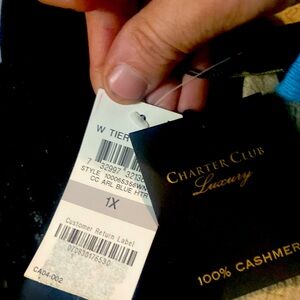 Charter club luxury cashmere teal blue sweater. Loose fitted bottom. Sz 1X NWT